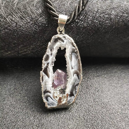 Feng Shui Necklace | Natural Openwork Agate with Amethyst Necklace Gilded/Sliced Edges